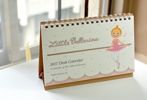 << Little Ballerina>> 芭蕾舞者2017年月曆桌曆 Desk Calendar