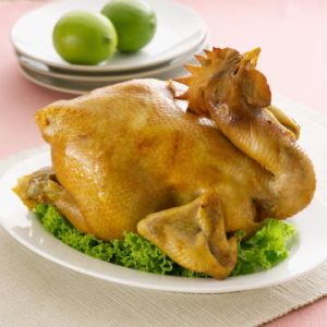 《南門市場隆記》甘蔗燻雞(1隻)(切塊)