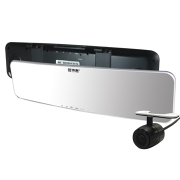 發現者X8D 雙鏡頭行車紀錄器 曲面鏡 倒車顯影 德國蔡司鏡頭 (送8GC10記憶卡)