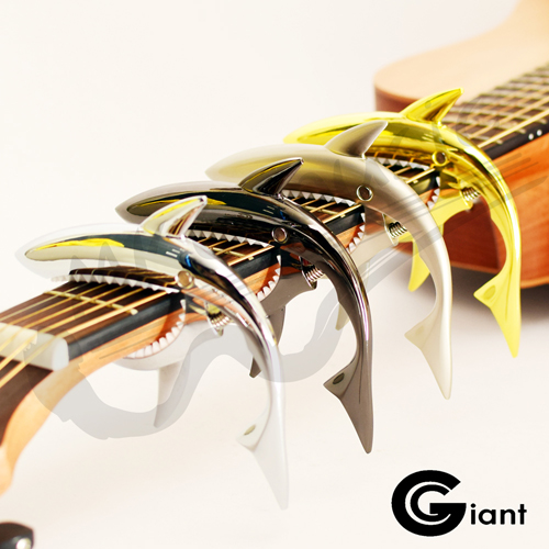 【GIANT】鯊魚造型 吉他/烏克麗麗 移調夾GC30(1入/四色)亮黑