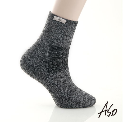 【ASO阿瘦】勁能挑戰竹炭襪 ─ 運動必備，緩解你的每步壓力深灰 21～24CM