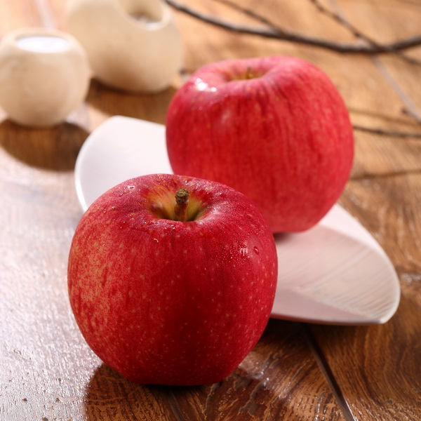 《阿洲水果》日本世界一蘋果(12-13粒)隨機出貨