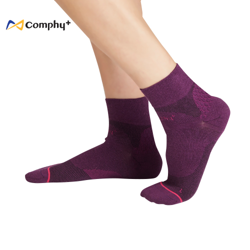 【Comphy +】運動透氣襪 M 號（紫）- 除臭 抑菌 吸濕排汗更舒服