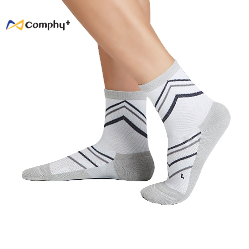 【Comphy +】箭頭三分襪 M 號（白）- 除臭 抑菌 吸濕排汗更舒服