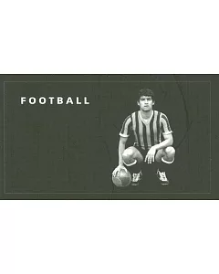 Football: A Flip Book by santiago Melazzini