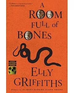A Room Full of Bones: A Ruth Galloway Mystery