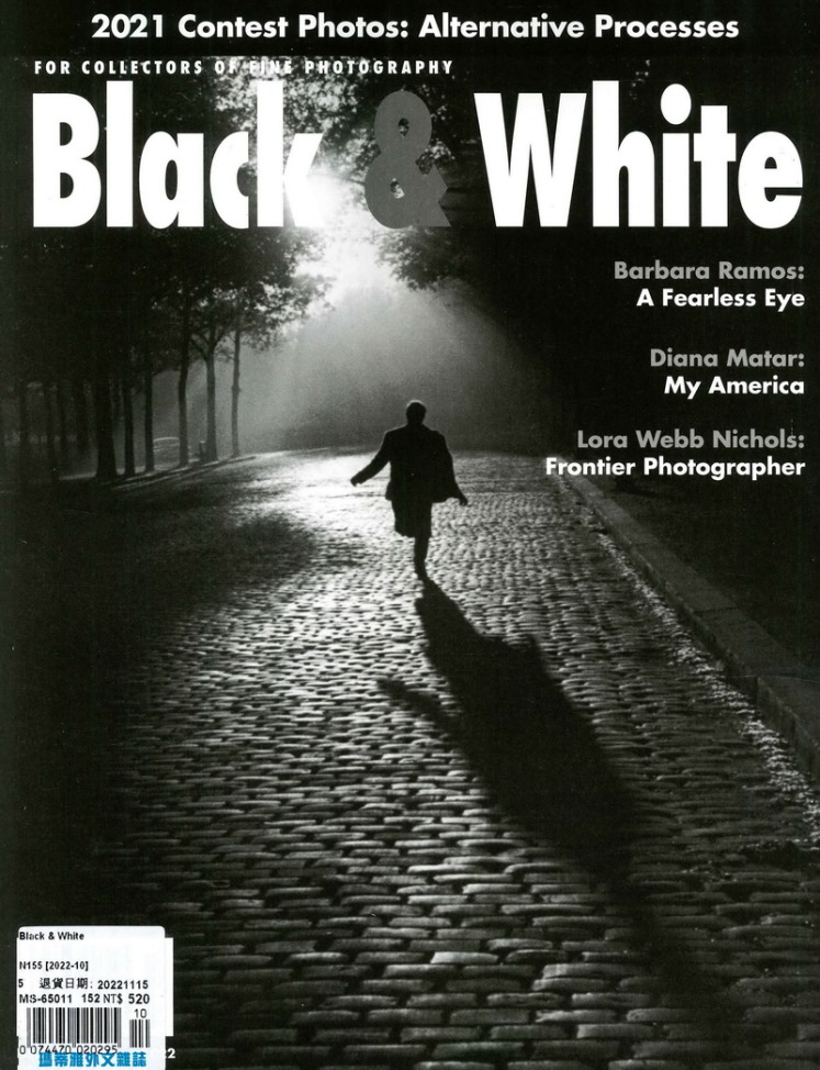 BLACK & WHITE 10月號/2022