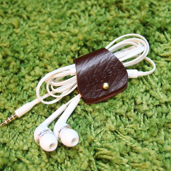 KOPER手工皮革耳機集線器深咖啡(荔枝紋)