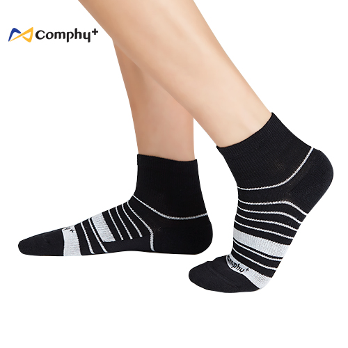 【Comphy +】條紋短襪 M 號（黑）- 除臭 抑菌 吸濕排汗更舒服